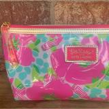 Lilly Pulitzer Bags | Lilly Pulitzer For Estee Lauder Makeup Cosmetic Accessory Bag Small Vinyl Zipper | Color: Green/Pink | Size: Os