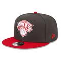 Men's New Era Charcoal/Scarlet York Knicks Two-Tone Color Pack 9FIFTY Snapback Hat