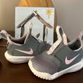 Nike Shoes | Euc Nike Flexrunner Size 3 | Color: Gray/Pink | Size: 3bb