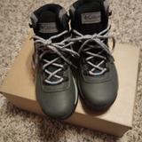 Columbia Shoes | Columbia Women's Hiking Boots. Newton Ridge. Size 7.5 | Color: Gray | Size: 7.5