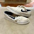 Nike Shoes | Nike Sb Skater Shoes White/Cream Sz 8 | Color: Cream/White | Size: 8