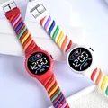 Montre-bracelet numérique LED pour enfants étanche silicone arc-en-ciel sport électronique