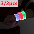 Bracelet LED à piles fluorescentes accessoires de fête lumineux pour la course de nuit vente 99%