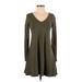 Express Casual Dress - A-Line V Neck Long sleeves: Green Print Dresses - Women's Size X-Small