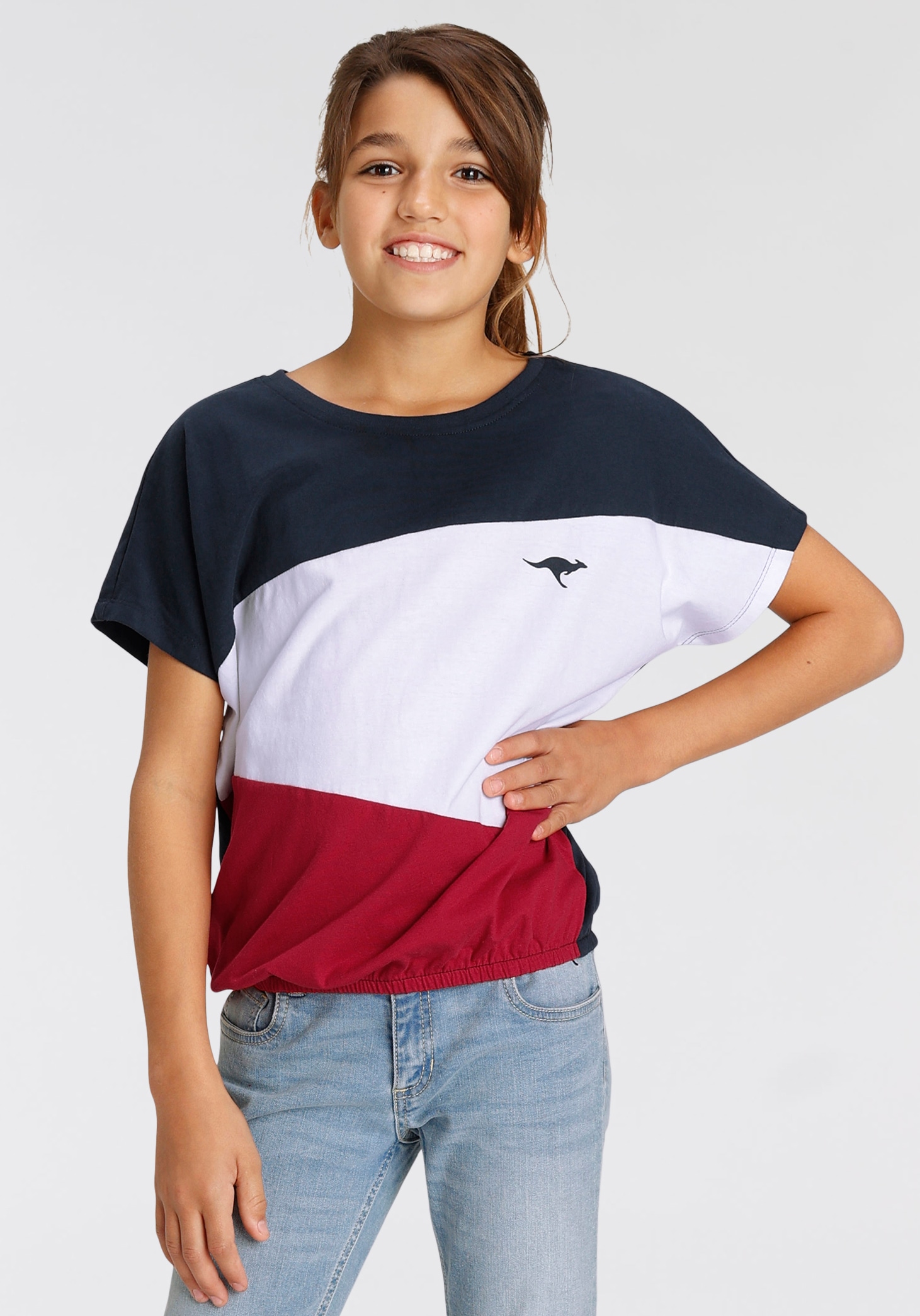 Fledermausshirt KANGAROOS, Mädchen, Gr. 152/158, bunt (weiß marine rot), Jersey, Obermaterial: 60% Baumwolle, 40% Polyester, bedruckt, colorblocking, mehrfarbig, weit hüftlang, Rundhals, Fledermausärmel abgesteppte Kante, Shirts, kurzärmelig, weit... Image