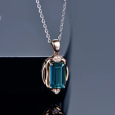 Collier pendentif gemme en tourmaline pour femme collier plaqué or blanc faux rectangulaire bleu