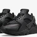 Nike Shoes | Nike Air Huarache | Color: Black | Size: 9