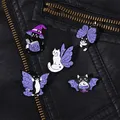 Broches papillon violettes en émail pour chats broches personnalisées pour sorcières Badges à