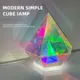 Lampe de Table LED 3D en Acrylique Pyramide Géométrique Luminaire Décoratif d'Nik Idéal pour un