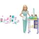 Barbie GTN61 - Gute Besserung Krankenstation Spielset mit brünetter Arztpuppe, ab 4 Jahren & GKH23 - Kinderärztin-Spielset mit Blonder Puppe, 2 Baby-Puppen, ab 3 Jahren