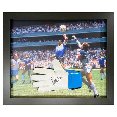 Peter Shilton signiert Maradona Hand of God Torwarthandschuh – gerahmt Image