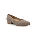 Wide Width Women's Jade Pump by Trotters in Mid Grey (Size 7 W)