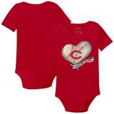 Infant Tiny Turnip Red Cincinnati Reds Heart Banner Bodysuit