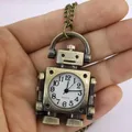 Porte-clés en forme de robot vintage cadran rond montre de poche à quartz pendentif décoratif