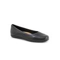 Wide Width Women's Sasha Flat by Trotters in Black (Size 7 W)