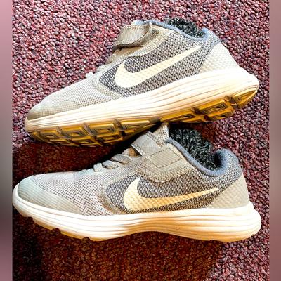 Nike Shoes | Kids Nike Sneakers | Color: Silver | Size: 11c
