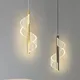 Plafonnier LED Suspendu au Design Luxueux et Argenté Long Luminaire Décoratif d'Nik Idéal pour une