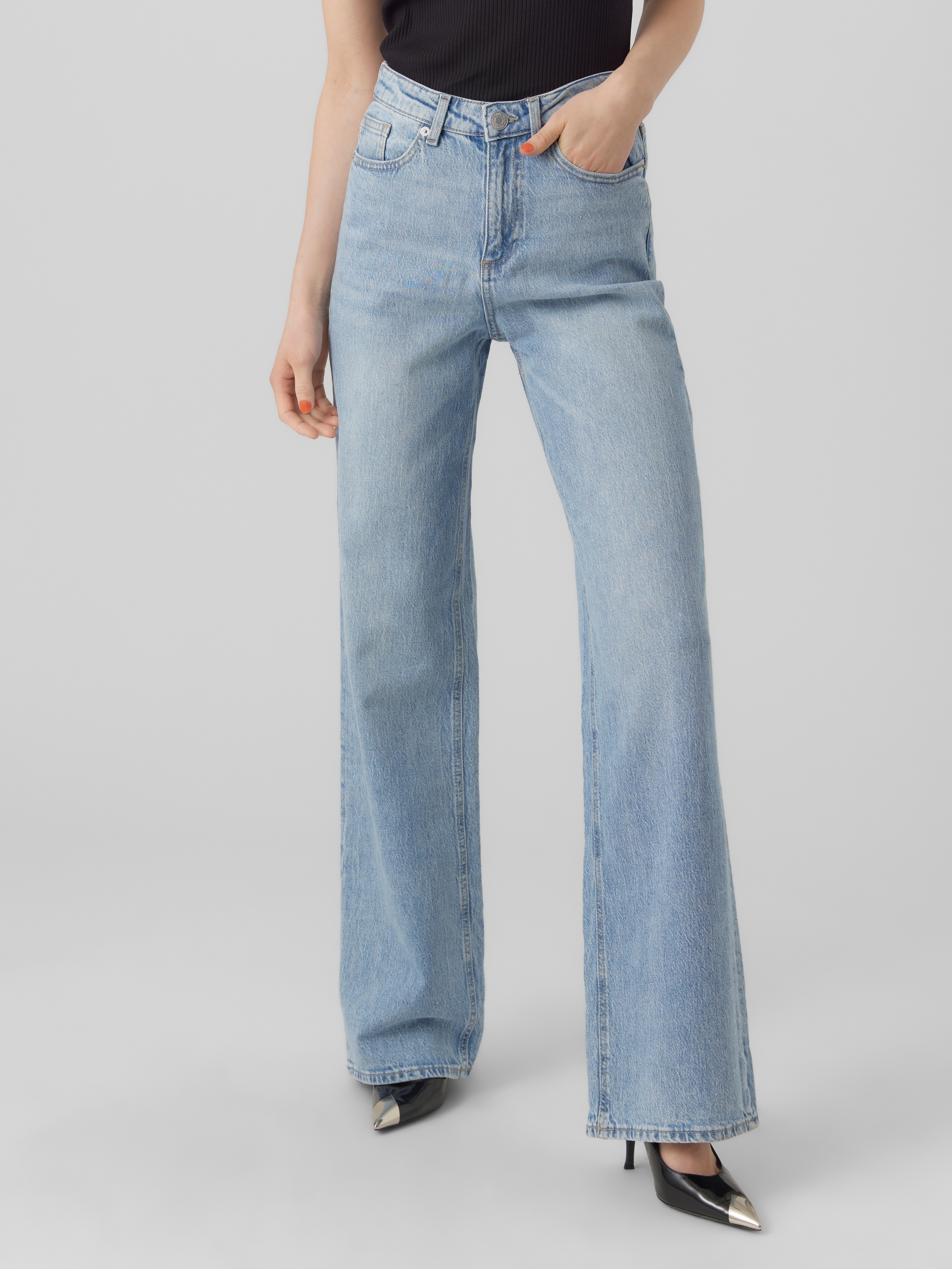 Straight-Jeans VERO MODA "VMTESSA HR STRAIGHT JEANS RA339 GA NOOS", Damen, Gr. 27, Länge 30, blau (light blau denim), Denim/Jeans, Obermaterial: 99% Baumwolle, 1% Elasthan, straight fit, Jeans Straight-Jeans