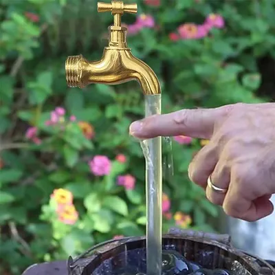 Unsichtbare Fließende Auslauf Gießkanne Brunnen Schwimmende Tap Brunnen für Home Garten Hof Dekoration perfekte geschenk für familie