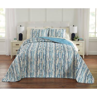 BH Studio Reversible Quilted Bedspread by BH Studio in Sky Gradient Blue (Size KING)