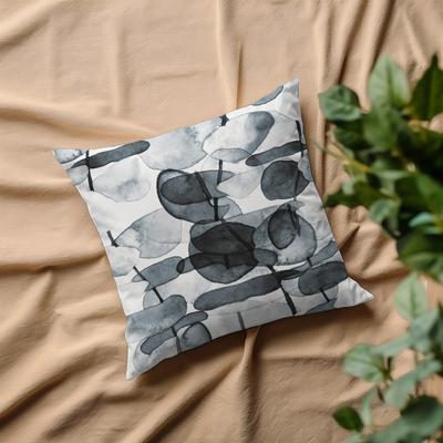 Dekokissen BRUNO BANANI "Eukalyptus - Kissenhülle - Kissenbezug", schwarz-weiß (schwarz, blau, weiß, bedruckt), B:40cm L:40cm, Dekokissen_Sitzkissen_Kissenhüllen, 40x40cm - mit Reißverschluss Image