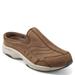 Easy Spirit Traveltime - Womens 11 Bone Slip On W