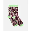 Boardies® Men's Tropical Cheetah Socks - Green - Size: One size/2.5/9.5/3/10/3.5/15/8.5/15.5/9/16/13.5/7/14/7.5/14.5/8/12/5.5/12.5/6/13/6.5/10.5/4/11/