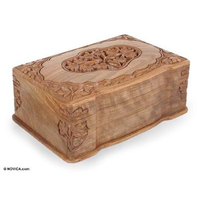 Wood jewelry box, 'Ivy Cameo' - Hand Carved Wood Jewelry Box