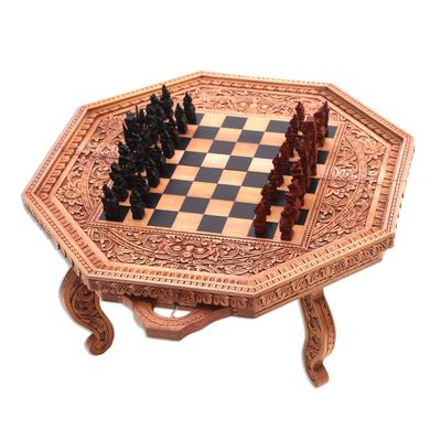 The General,'Wood chess set'