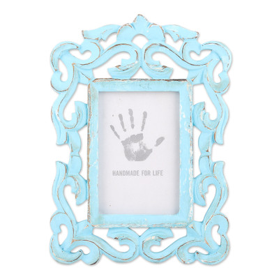 Regal Portrait,'Hand Carved Aqua Green Mango Wood Photo Frame (4x6)'