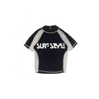 Surf Style Rash Guard: Black Sporting & Activewear - Kids Boy's Size Small