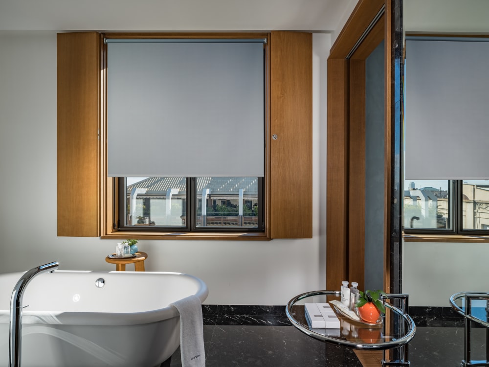 Store enrouleur occultant gris 180 x 190 cm