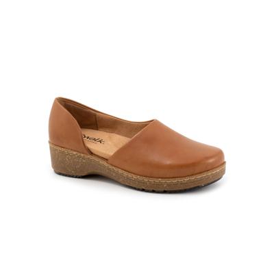 Women's Addie Casual Flat by SoftWalk in Cognac (Size 9 M)