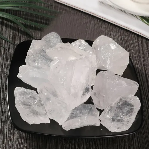 100g Natursteine weiße kristall klare Quarz masse rohe Roh steine für die Dekoration von Aquarien