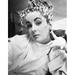 Ivanhoe Elizabeth Taylor Having A Shampoo In Makeup On Set 1952 Poster Print (8 x 10)