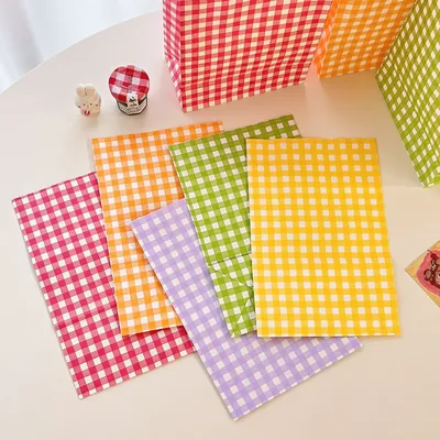 10pcs/20pcs Color Checkered Kraft Paper Bags Birthday Party Graduation Christmas Gift Bags