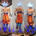 Figurine Dragon Ball Z Goku Ultra Instinct 32cm statue en PVC modèle de collection jouets