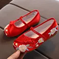 Scarpe di stoffa ricamate per bambini scarpe da ragazza in stile cinese Festival scarpe cinesi
