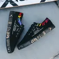 Graffiti scarpe di tela da uomo scarpe Casual piatte traspiranti 2021 scarpe da ginnastica comode da