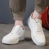 Fashion Sneakers Weiß Mann INS Heißer Casual Skate Flache Schuhe für Männer Frühling Lace Up Casual Leder Turnschuhe Männlich