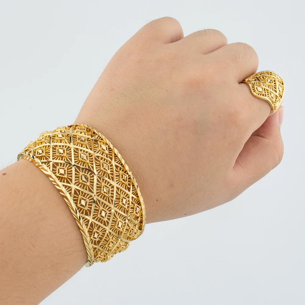 Afrikanische Einstellbare Gold Farbe Armreifen Mit Ring Für Frauen Dubai Gold Überzogene Armband Nigerian Indische Schmuck Armreif Geschenke