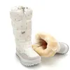 2025 Winterstiefel, hohe Damen-Schneestiefel, Plüsch, warme Schuhe, Übergröße 35 bis große 42, einfach zu tragende Mädchen-weiße Reißverschlussschuhe, weibliche heiße Stiefel