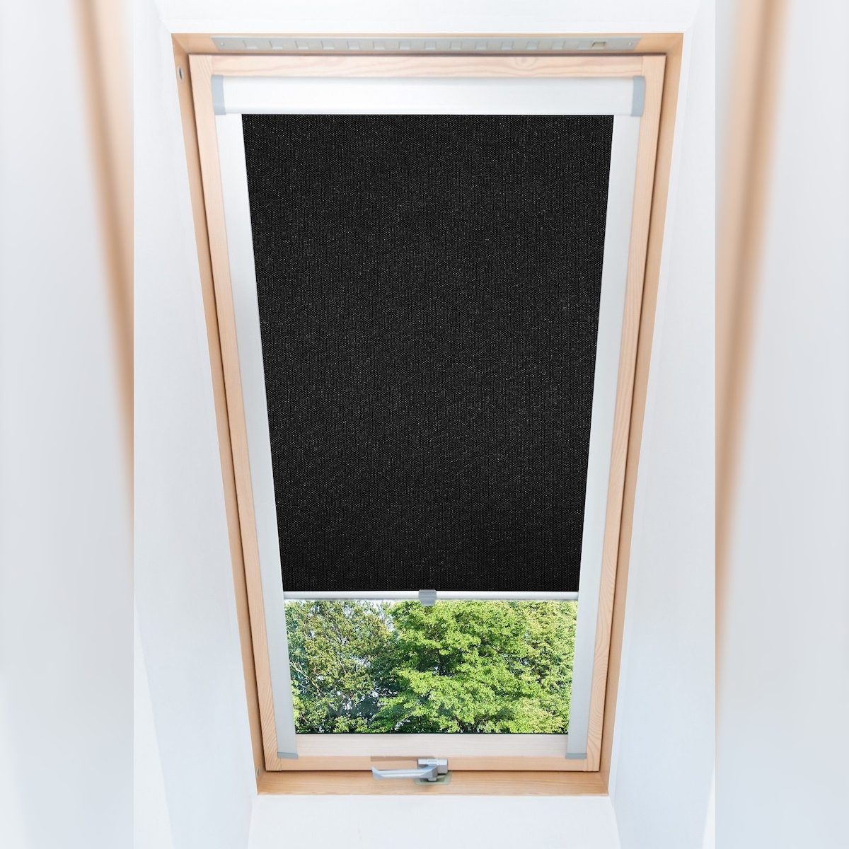 Dachfensterrollo Thermo verdunkelnd passend für Fakro 78/98 Schwarz Image