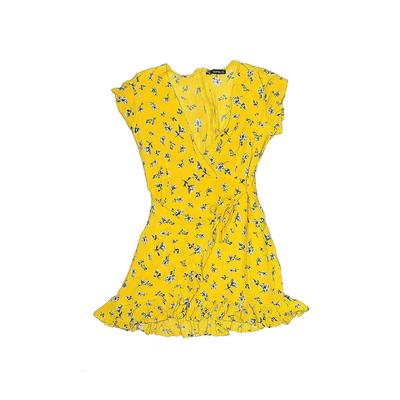 Zaful Casual Dress - A-Line High Neck Short sleeves: Yellow Floral Dresses - Women's Size 4