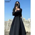 Robe longue noire à encolure carrée pour femmes robe midi maxi design français vintage vêtements