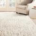 SAFAVIEH Handmade Arctic Shag Guenevere 3-inch Extra Thick Rug