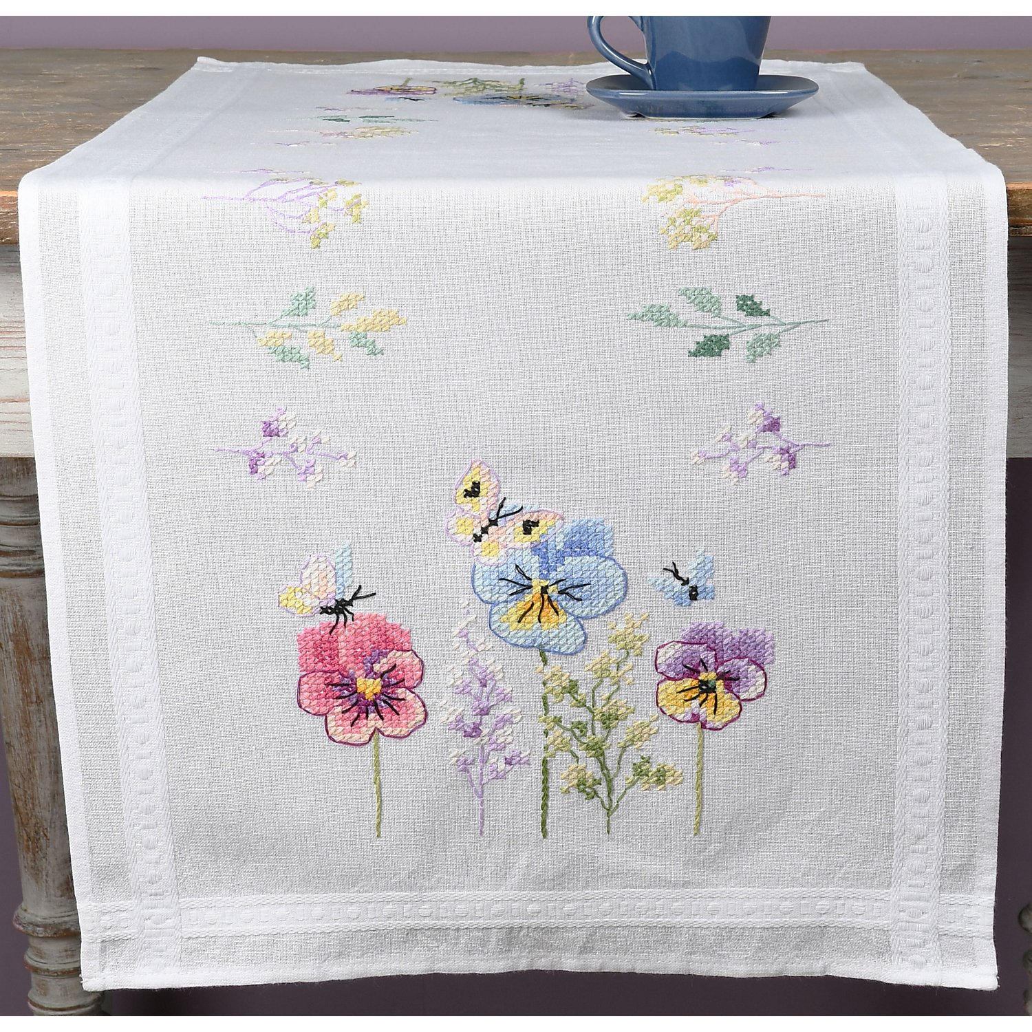 Stickläufer Stiefmütterchen & Schmetterling Image