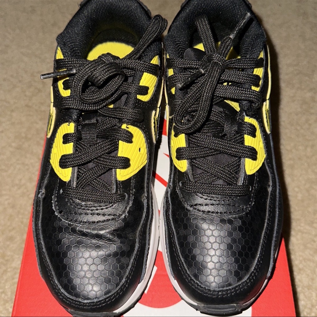 Nike Shoes | Kids Nike Air Max 90 Ltr Se (Ps). Size 1.5y | Color: Black | Size: 1.5b