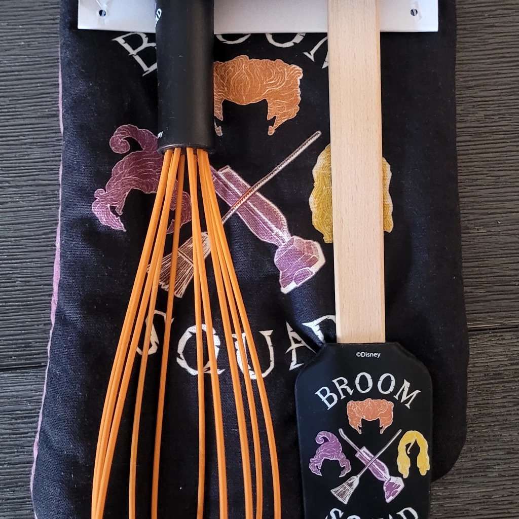 Disney Kitchen | Disney Hocus Pocus 3 Piece Kitchen Set | Color: Black | Size: Os