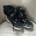Under Armour Shoes | Boys Under Armour Football Shoes | Color: Black/White | Size: 2bb